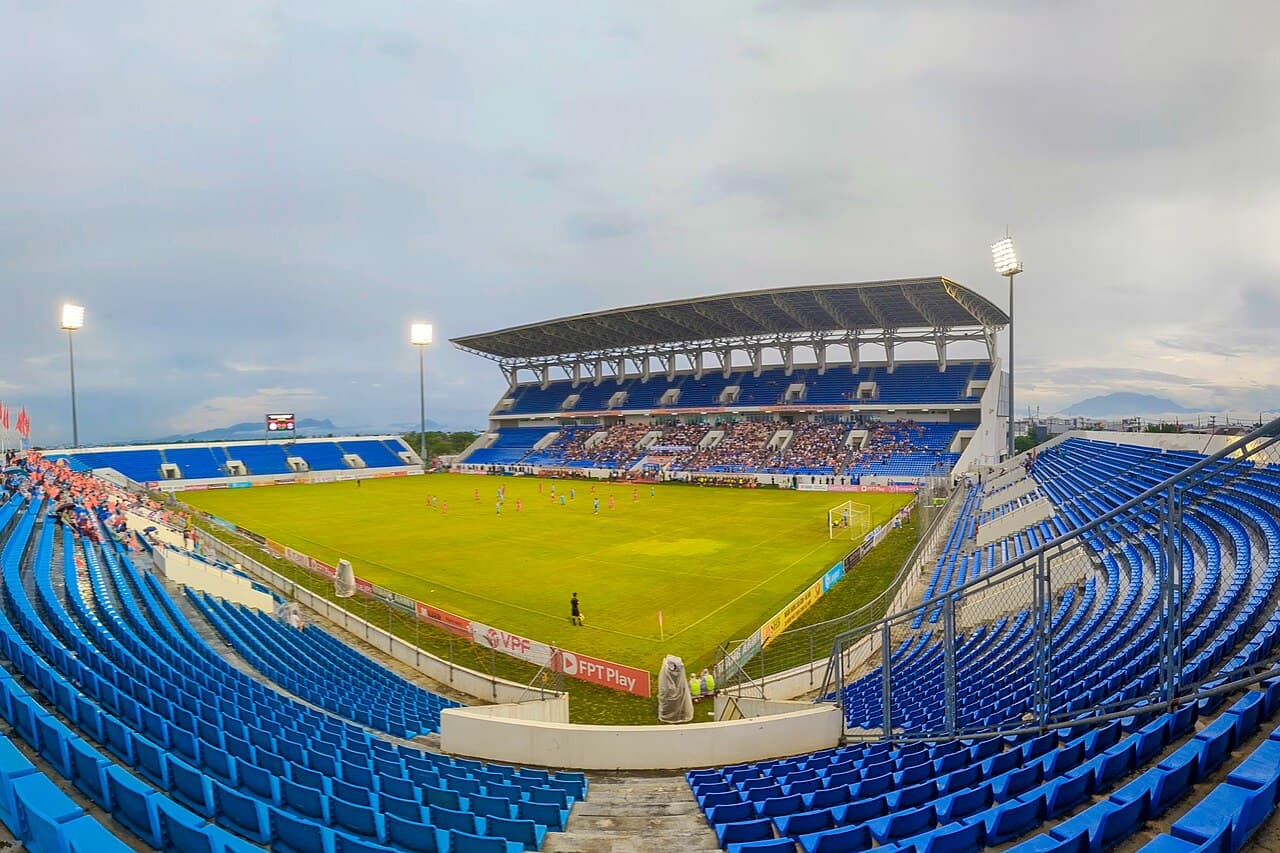 Vì sao đáy V-League 2025-26 thành song mã: PVF-CAND vs SHB Đà Nẵng và toán học 5 vòng