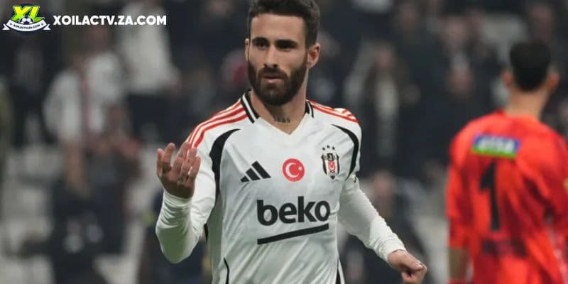 Gary Neville ton vinh Raya sau derby ruc lua cua Arsenal