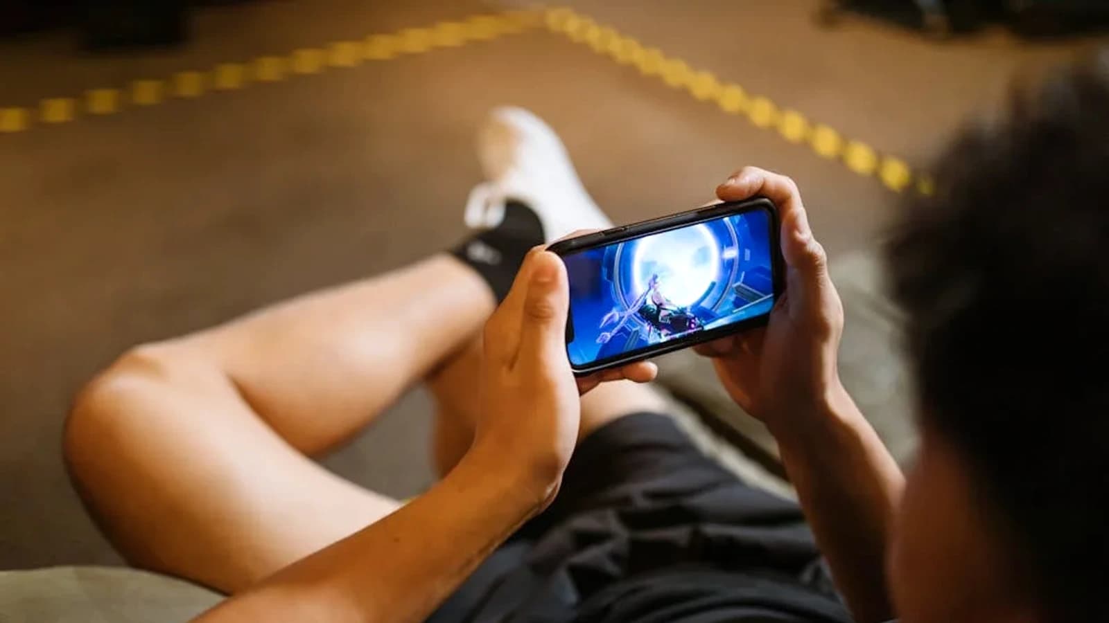 Tải app iOS Android bản mới nhất 06/2026: trải nghiệm thực tế đăng ký & rút tiền · QQ88