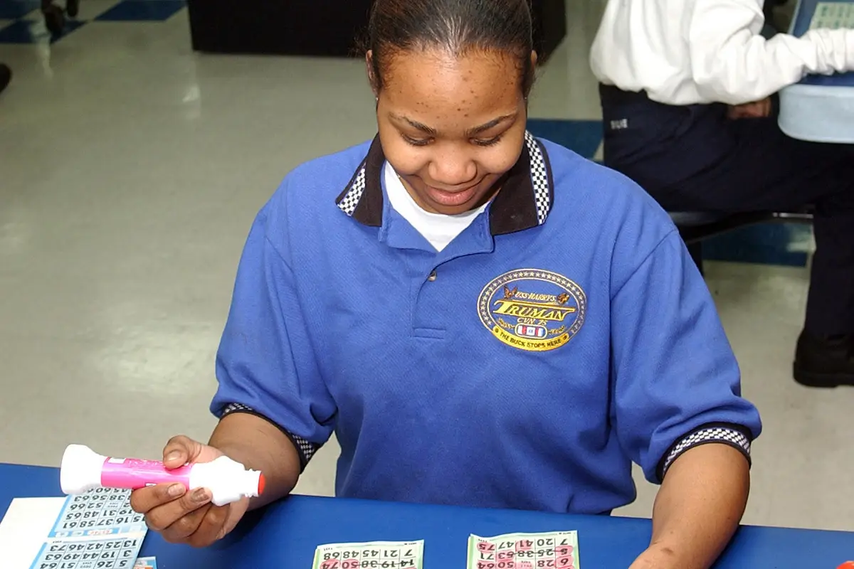 Bingo Jackpot Fridays — how the ₱500,000 cross-hall progressive pool works cover